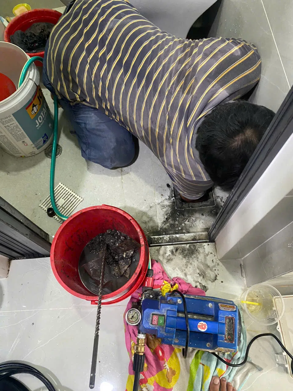 Thợ thông tắc bồn cầu chuyên nghiệp tại TP.HCM